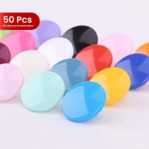 50PCS OF PLASTIC BUTTON